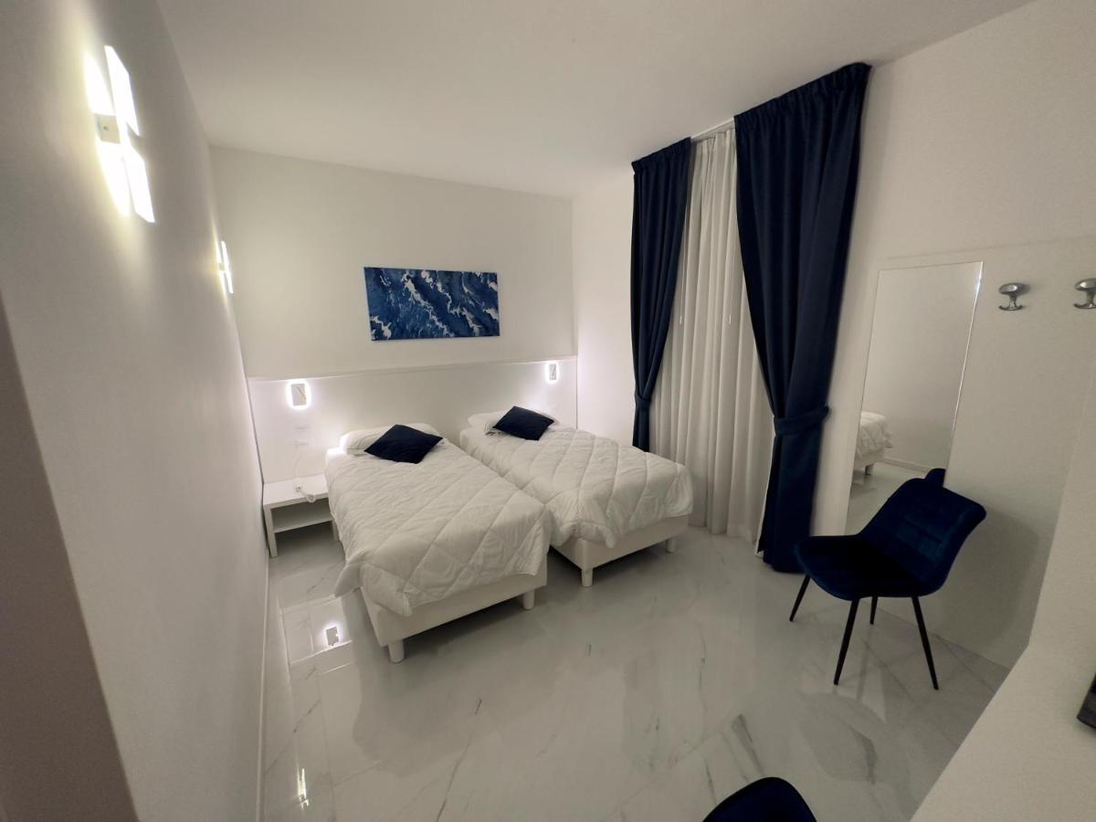 Hotel Smart Cruise Civitavecchia Exterior foto